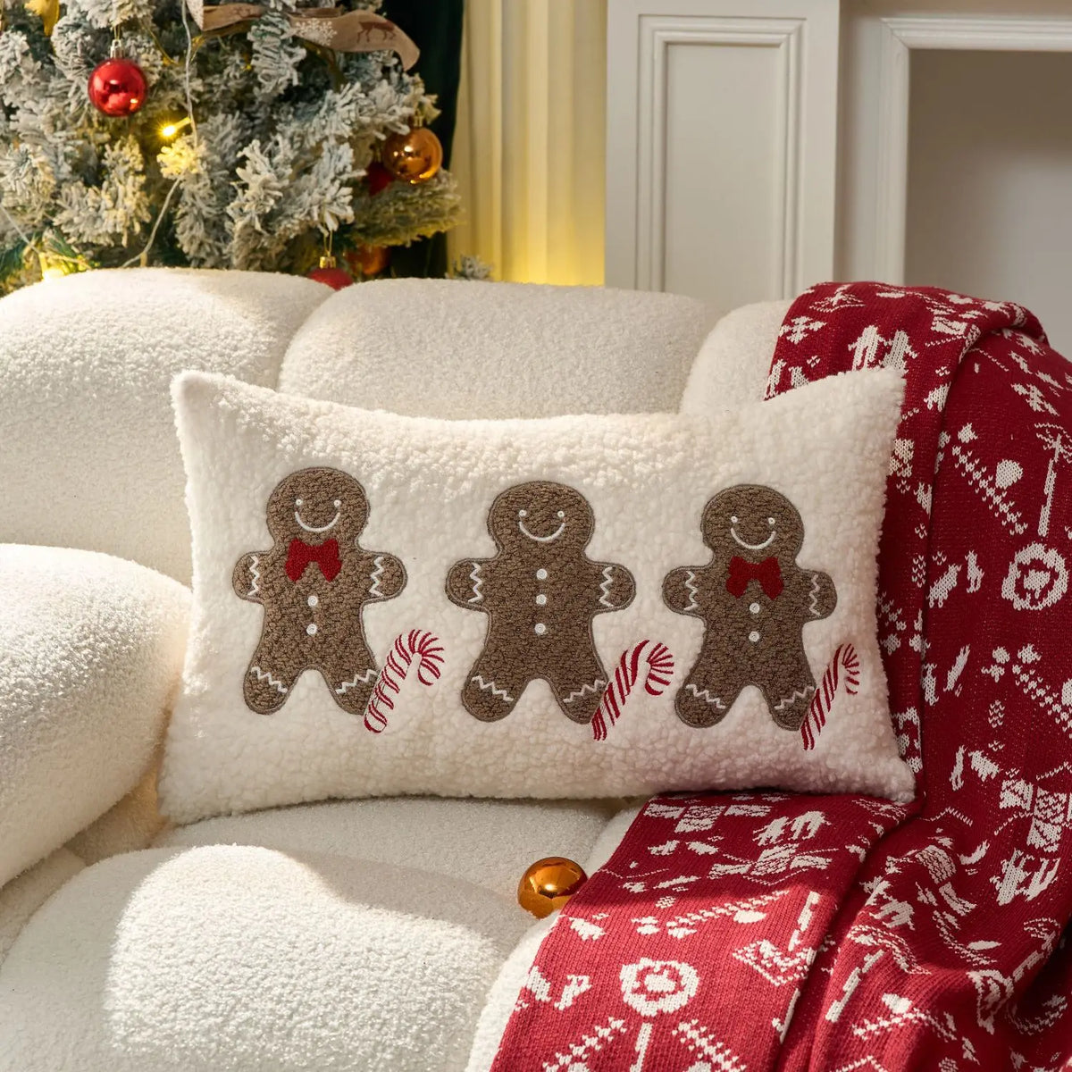 Christmas Decorative Throw Pillow Covers – Holiday Farmhouse Cushion Covers for Sofa & Bedroom