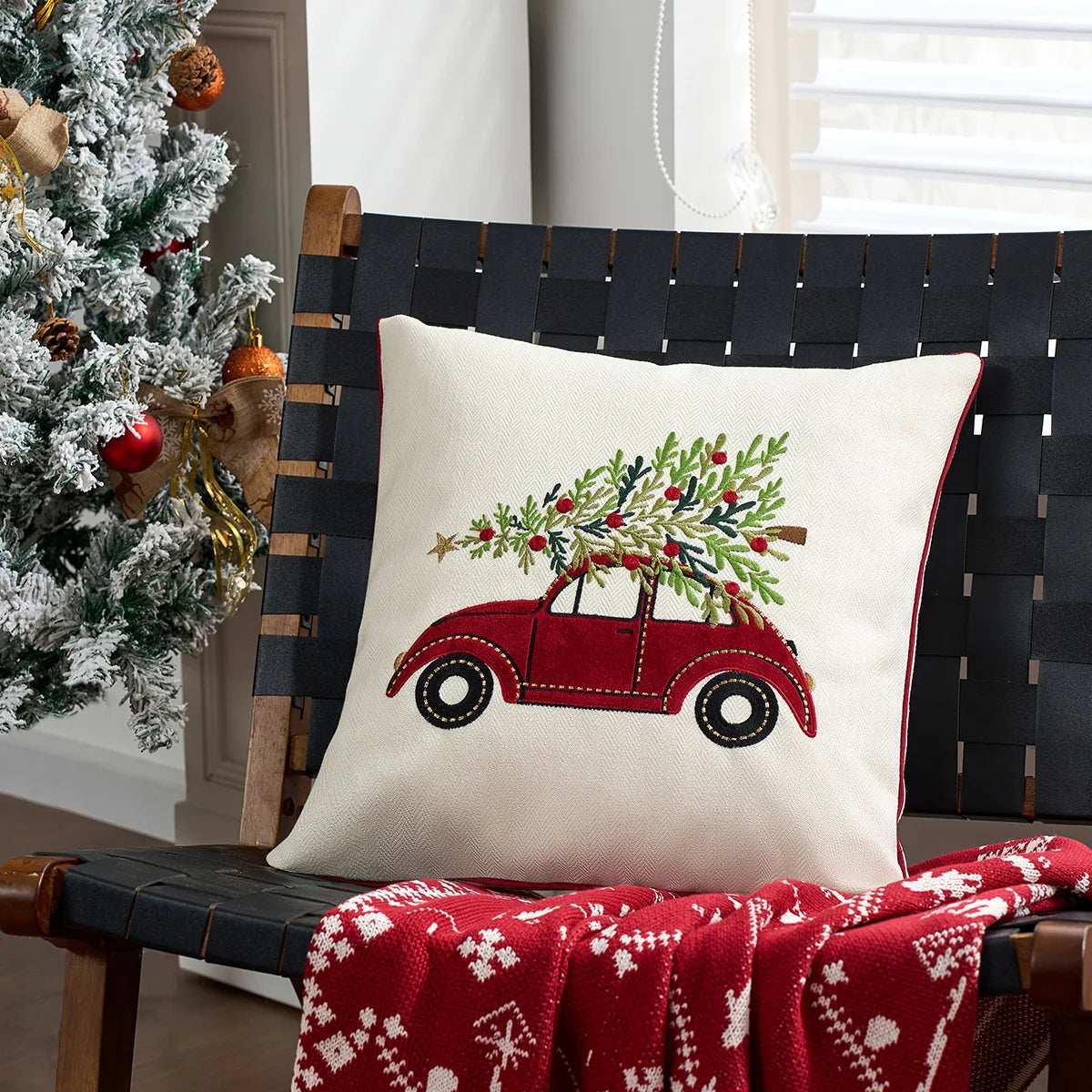 Christmas Decorative Throw Pillow Covers – Holiday Farmhouse Cushion Covers for Sofa & Bedroom